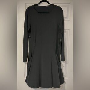 Betabrand Classic Black Long Sleeve Minimalist Dress with Pockets Medium